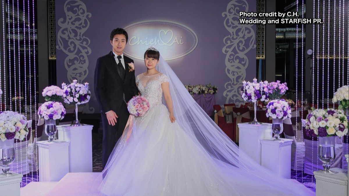 卓球選手の福原愛 さん ＆江宏傑 さんの ウエディング写真 を公開されました‼️愛ちゃん が可愛いですね 長末お幸せに結婚卓球卓球選手タキシードTuxedo国際結婚国際カップル夫婦新郎新婦結婚式準備プレ花嫁ウェディングフォトフォト