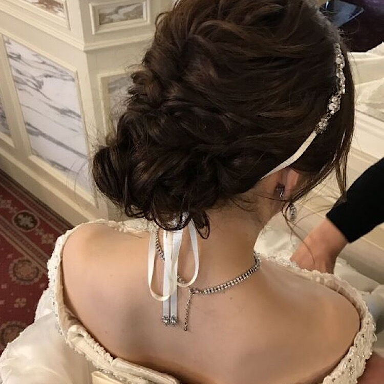 これを見ればトレンドが分かる！いま流行りの ハーフツイン の花嫁ヘアカタログmarry マリー