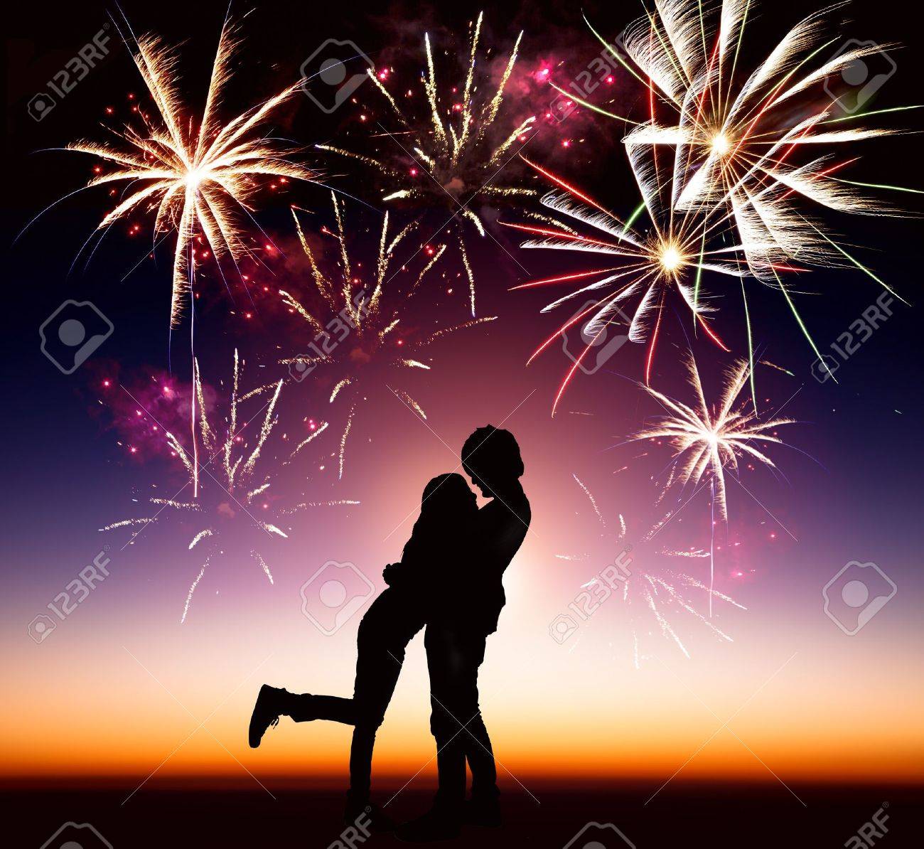 幸せな花火大会デート🌠 彼氏と一緒に素敵な夜を満喫しよう！TikTok