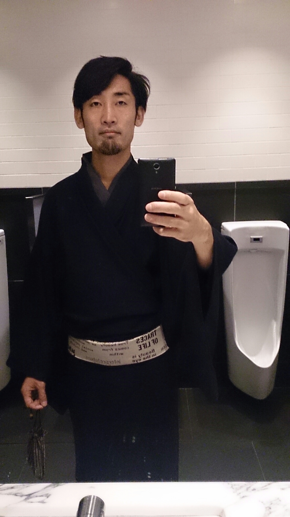 成人式、男の魅力を引き出す袴スタイル！準備から当日まで徹底サポート