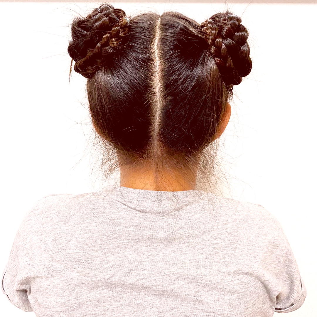 編み込みカチューシャからのサイドお団子ヘアアレンジ♡女の子のママ必見！子供のヘアアレンジ♡