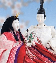 ひな人形」女雛右斜めからアップの写真素材FYI04184396ストックフォトの Qlean Market キュリンマーケット