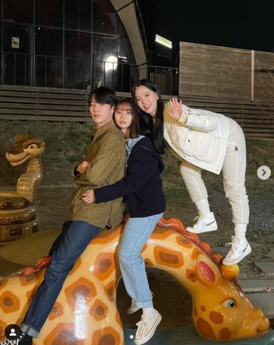 運勢ロマンス」リュ・ジュンヨル＆ファン・ジョンウム、胸きゅんグラビアを公開 - ライブドアニュース