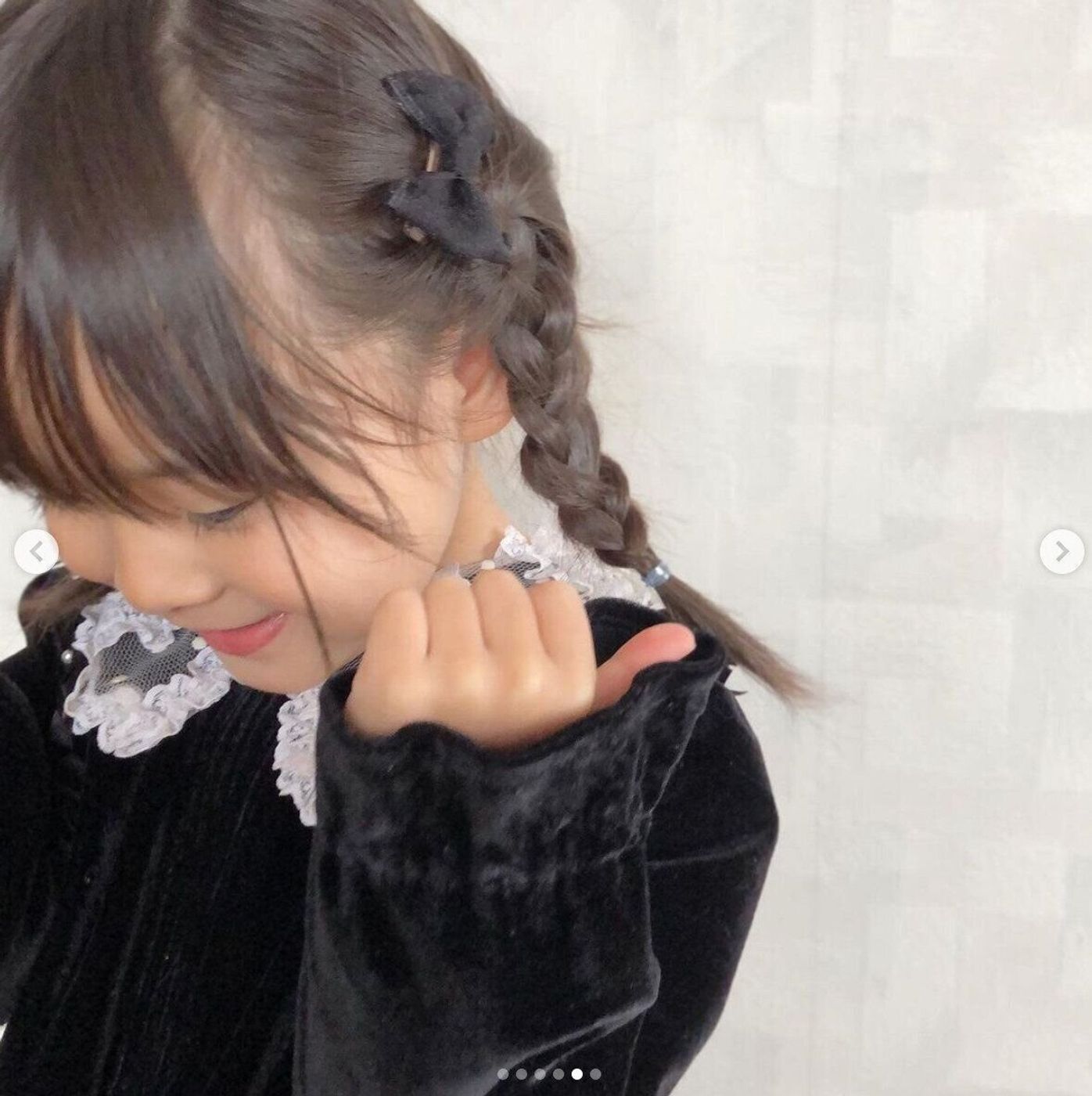 三つ編みが簡単にできるアレンジ方法