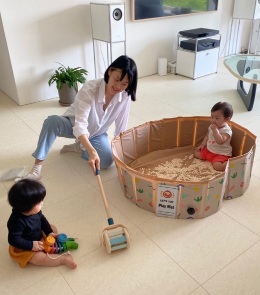 コンビニレストラン」ハン·ジヘが大きく成長した娘ユンスルと一緒に帰ってくる。2日に放送されるKBS2「新商品発売~コンビニレストラン」 以下「コンビニレストラン」 には、賢く育児して料理する- MK