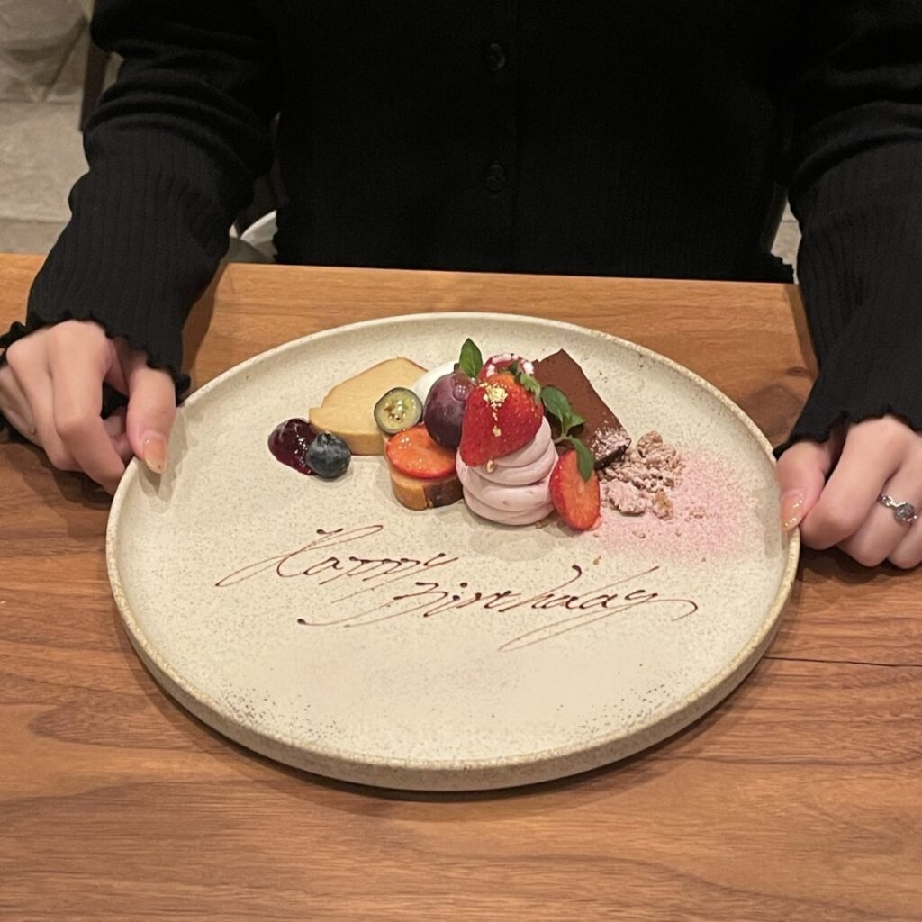 東京 かわいいバースデープレートでお祝いできるお店！エリア別13選食べログまとめ