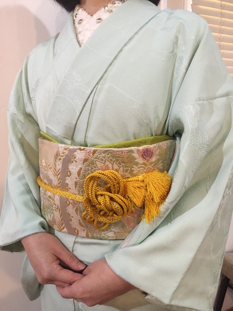 必見 色無地選びで失敗しない！親族の結婚式におすすめのコーディネートゆめや通信アンティークきものレンタル ゆめや