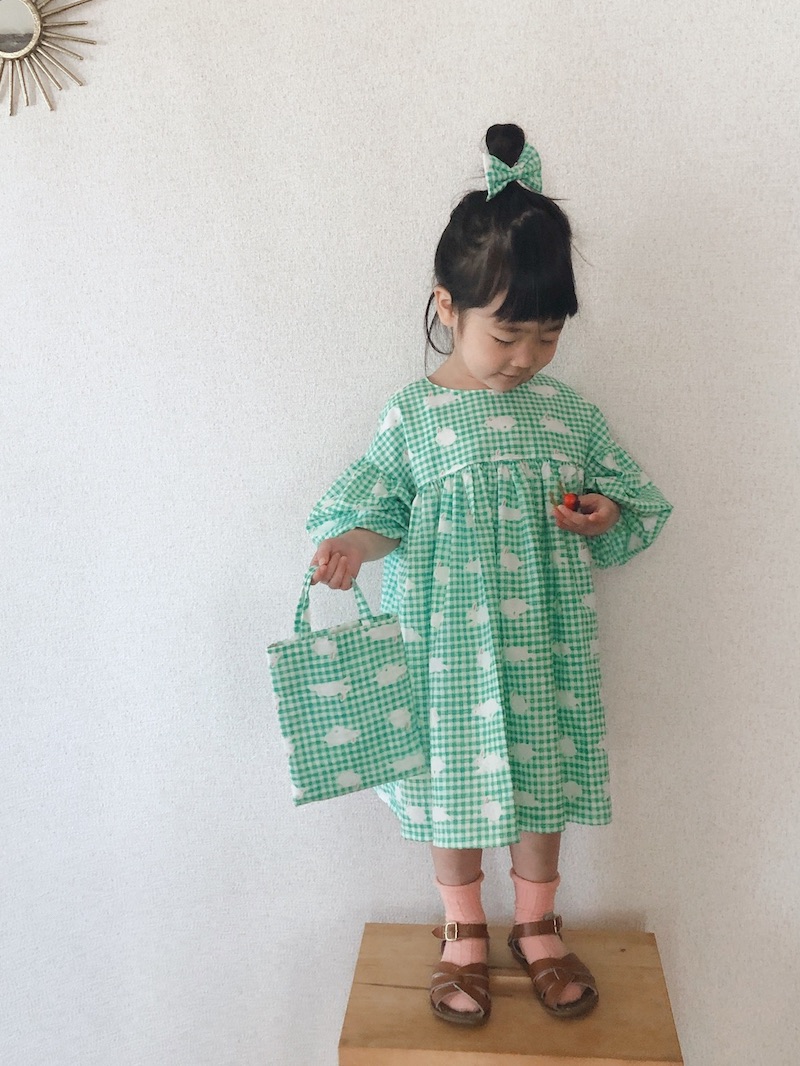 型紙・作り方 子供のフリル袖ワンピース - ハンドメイド洋裁ブログ yanのてづくり手帖-簡単大人服・子供服・小物の無料型紙と作り方