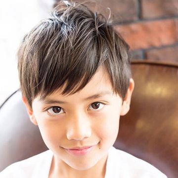 髪型チェンジでおしゃれキッズに変身！男の子におすすめのショートヘアスタイル集ホットペッパービューティーマガジン