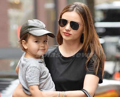 ミランダ・カー 子供TikTok