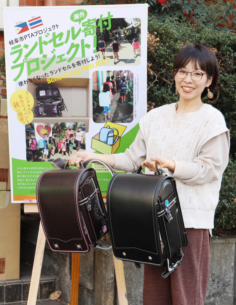 ご卒業おめでとうございます✨ うちの次男も長男の使ったランドセルを6年間使って、今日卒業しました✨ あまりにもボロボロで海外への寄付 も出来ないと思っているので、記念に写真立てにしようかと思っています😊