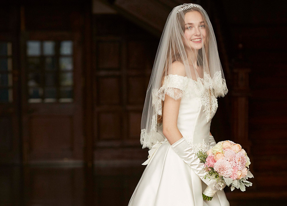 ベールダウンに込められた意味や由来とは？美しくみせるコツや母親がかける言葉もご紹介結婚ラジオ結婚スタイルマガジン