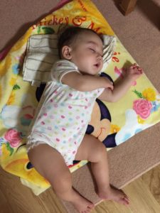 子供の寝顔げんちょん