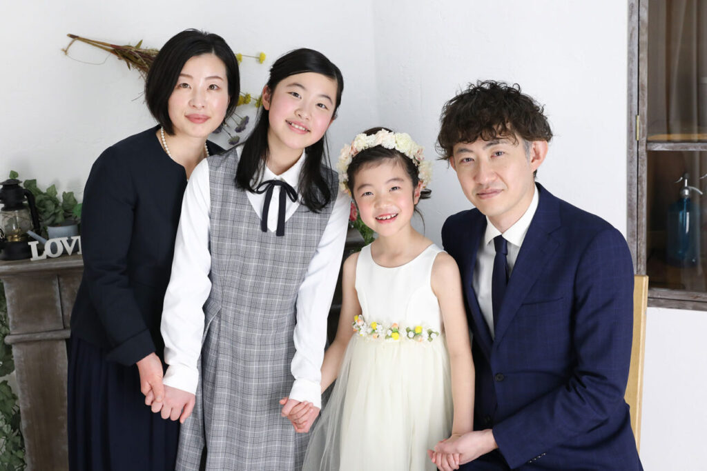 七五三の母親の服装は？ワンピース・スーツのコーデや選び方を紹介レディースフォーマルウェア通販の東京ソワール