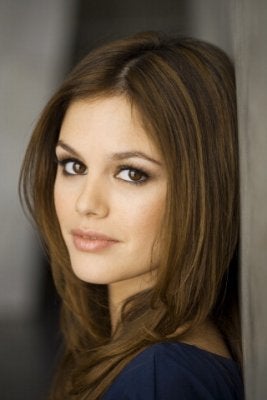 故郷ハンガリーで家族とともに。バーバラ・パルヴィンのスモールウエディングELLE mariageエル・マリアージュ