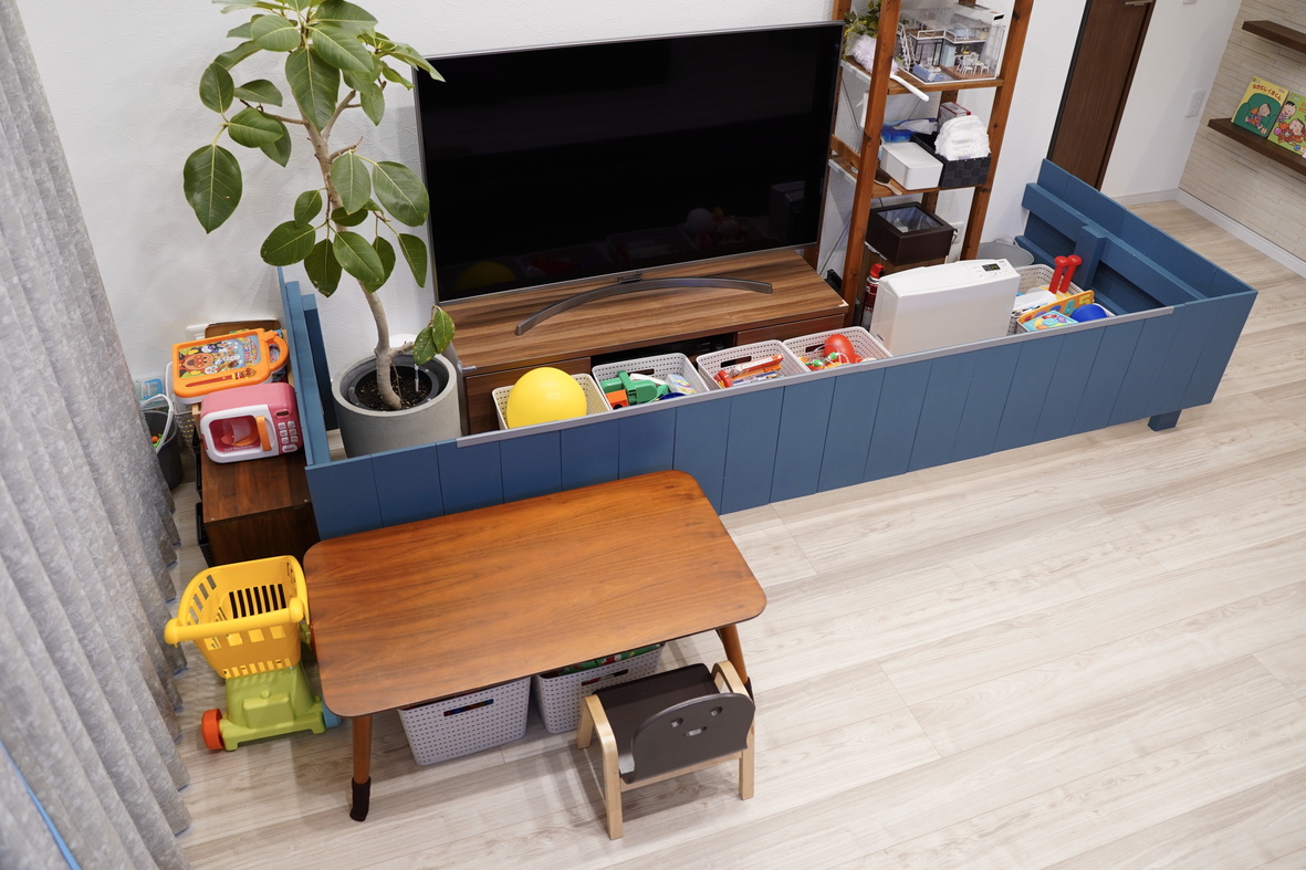 大人も子供もストレスフリー！すっきりリビングをつくるレイアウトのコツアルファジャーナル