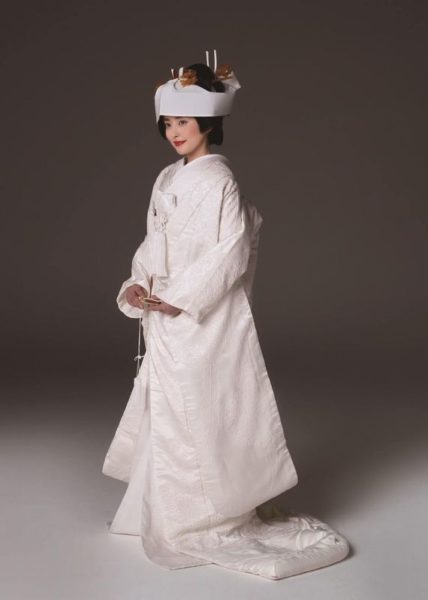 松本市結婚式 白無垢とタキシード お客様が選ばれた会場の流行に左右されない格式や伝統、日本の昔らしさが残るイメージに調和するように。 tuxedo和装styling @lembellir_ldq松本市和装結婚式松本結婚式長野結婚式松本市和装前撮り松本市和装レンタル松本