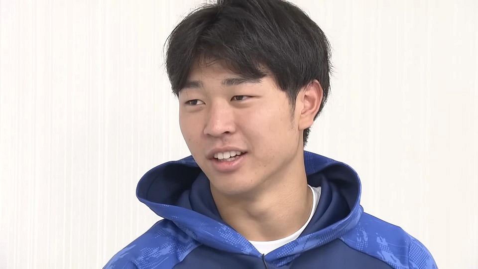 流行りのブラックドレスで庄内緑地公園撮影🫶 ◆最新ロケーション情報全国各地で不動の人気を誇るウェディングドレス×自然豊かな公園でのフォトウェディング🌱庄内緑地公園では緑豊かな写真はもちろん、河川敷から撮影出来る青い空との写真も大人気☁️緑のバリエーションも豊かで大きな一本木や季節のお花も咲いていることが多いのでいろんな雰囲気の写真が残せます! ◆撮影可能日