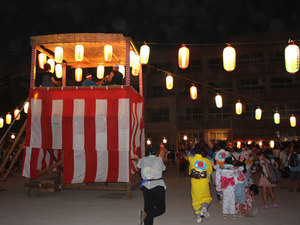 第26回 花園地域夏祭り＠高松市立花園小学校: 食と酒と本と街と 地方篇