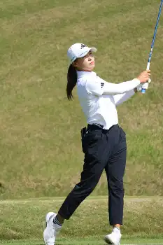 ご報告先日無事に第1子を出産いたしました。 おかげさまで母子ともに健康です✨ 初めてのことばかりで不安でしたが 超スピード安産で生まれてきてくれて本当に親孝行な子でしたω＼*現在は慣れない育児に戸惑いながらも 充実した日々を送っております✯ まだまだ