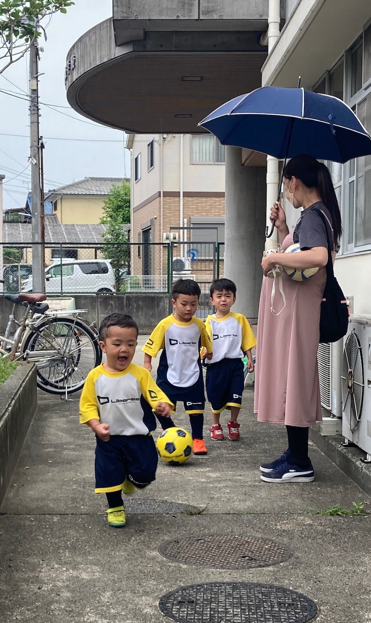 なかまっち ピアサロン：こどもの育ちを見守る親子の会「こどもの成長と発達を促す遊びやポイント」子育てまっぷ＆イベント鹿児島市子育て応援ポータルサイト 夢すくすくねっと 。鹿児島市の子育て支援に関する情報をご紹介しています