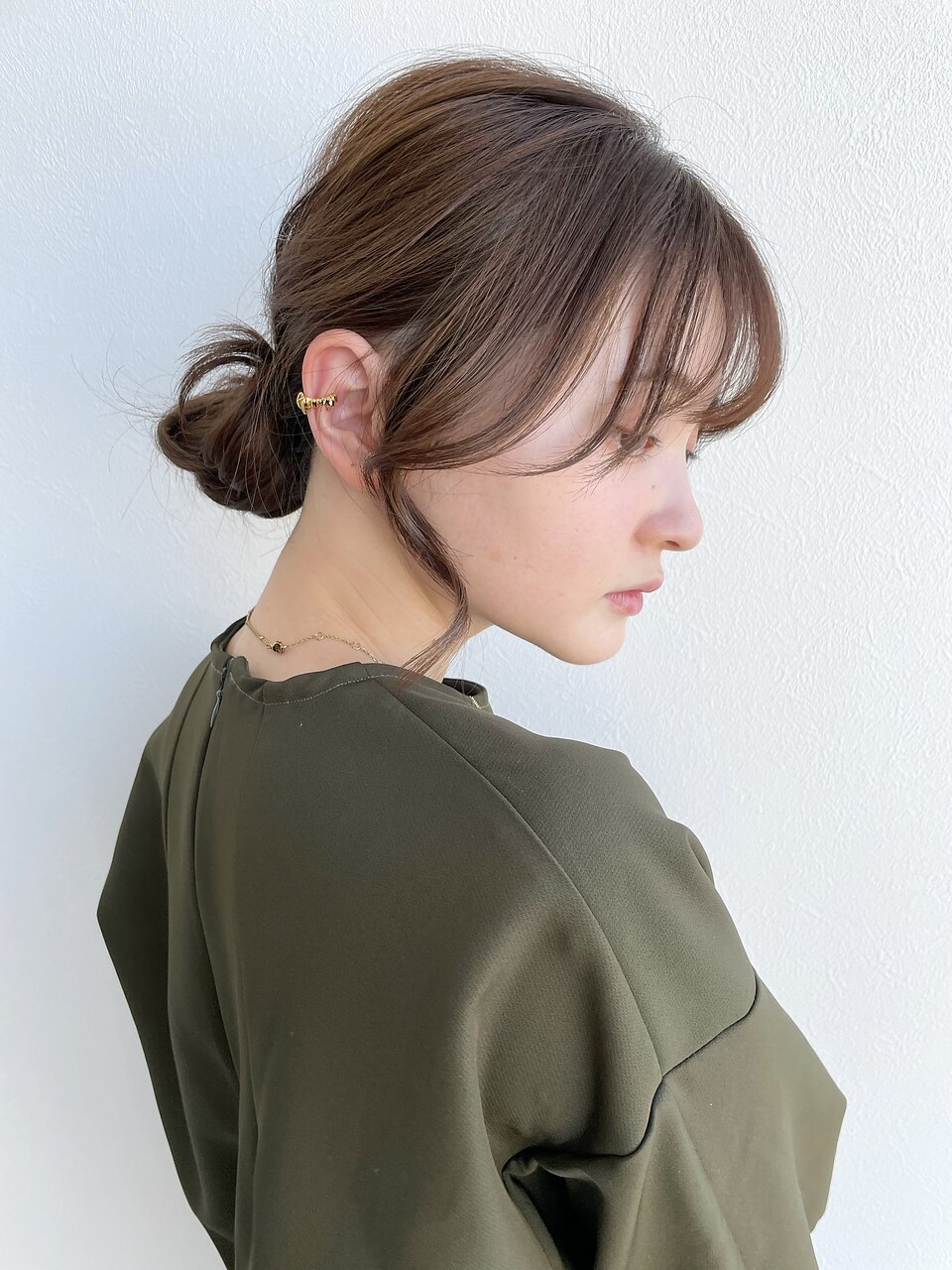 簡単にできる！ラフで可愛い「高めお団子アレンジ」13選美的.com