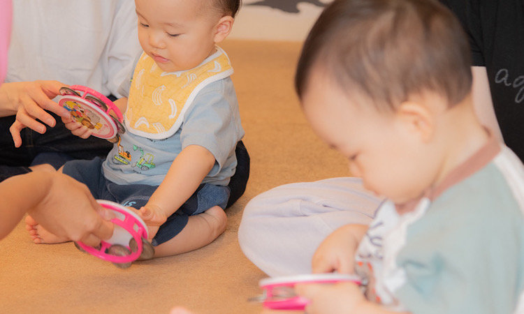 赤ちゃんの奇声をあげる理由は？成長のあかし？！ルカコ 育児をおしゃれにスマートに