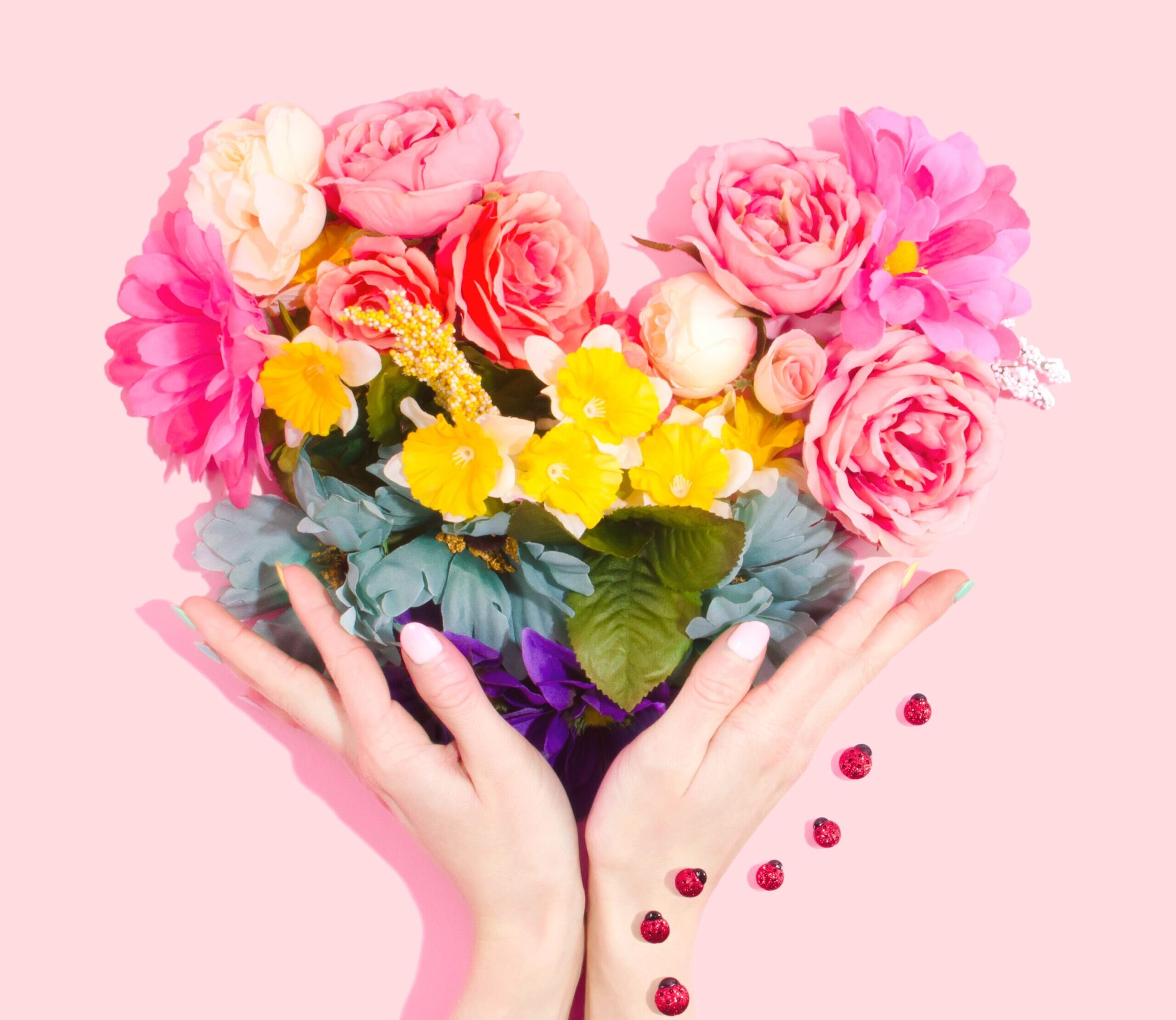 パパそっくり！」おばたのお兄さん 2歳息子と2人きりの“男旅”！地元・新潟での夏祭りショットに「見てるだけで癒される！」と反響めざましmedia“好き”でつながる