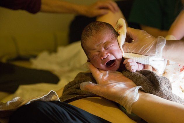 元気な赤ちゃんが産まれました!! 感動の瞬間