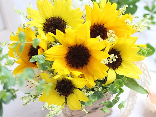 結婚記念日のお祝いは毎年する?既婚女性200人アンケート!