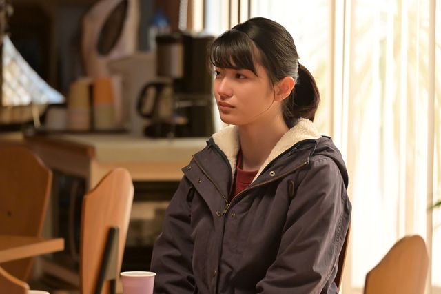 おかえりモネ」りょーちんの母を演じる坂井真紀。「浅野さんと永瀬さんのたたずまいから家族の香りが漂ってきました」TVガイドWeb