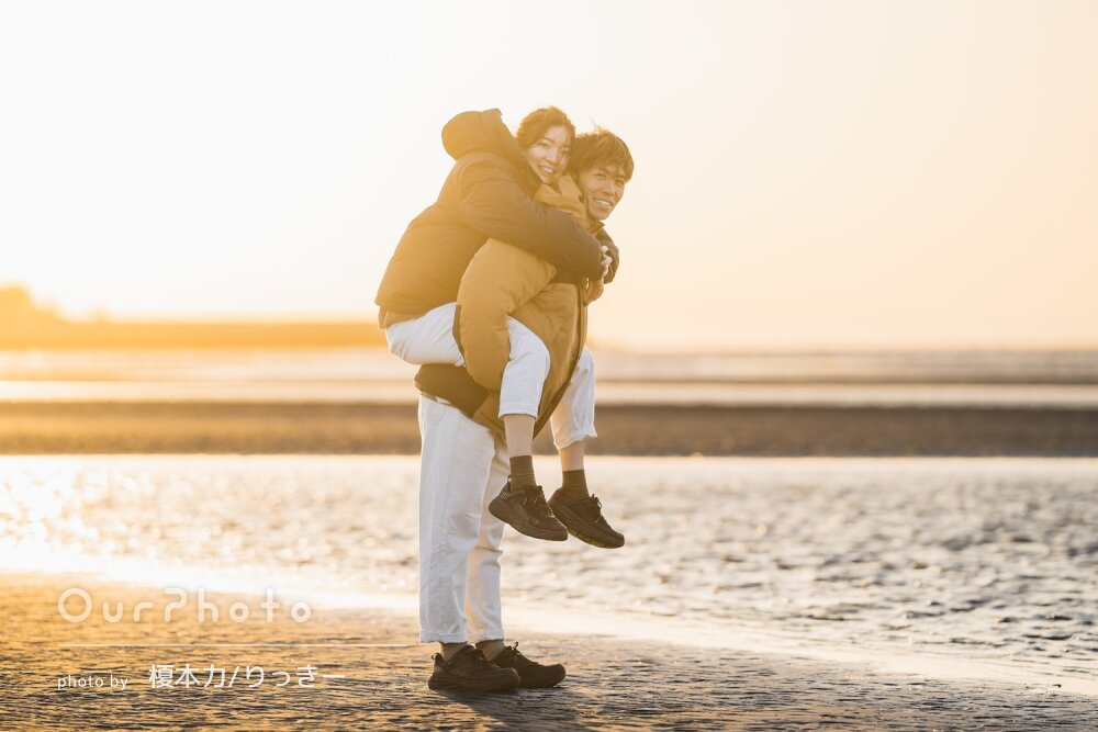 いい雰囲気の男女カップル イラスト素材6994449- フォトライブラリ