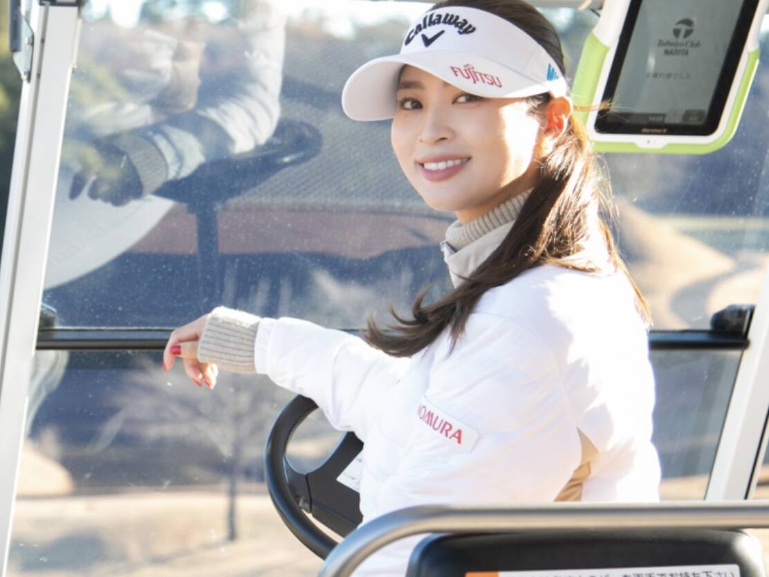 柏原明日架が結婚！ お相手との2ショット公開 イ・ボミ、菅沼菜々、河本結から祝福コメントも画像ページゴルフのニュース総合ゴルフ情報サイト