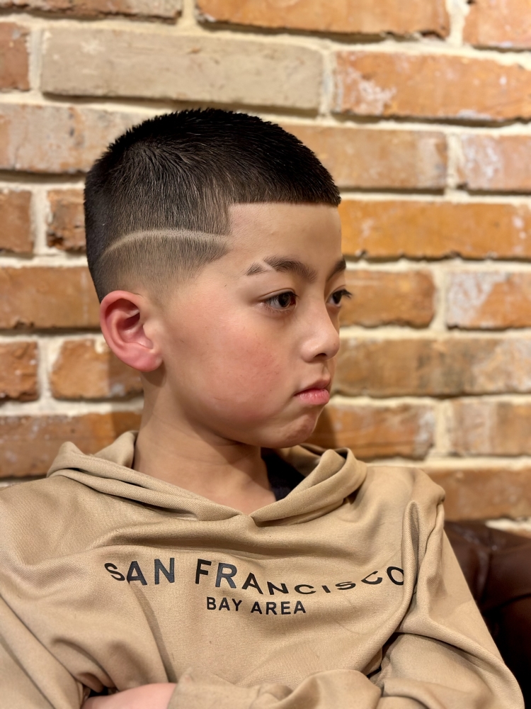 キッズカット 仙台 クロップ フェード ラインヘアカタログ高級理容室 床屋 ヒロ銀座ヘアーサロン