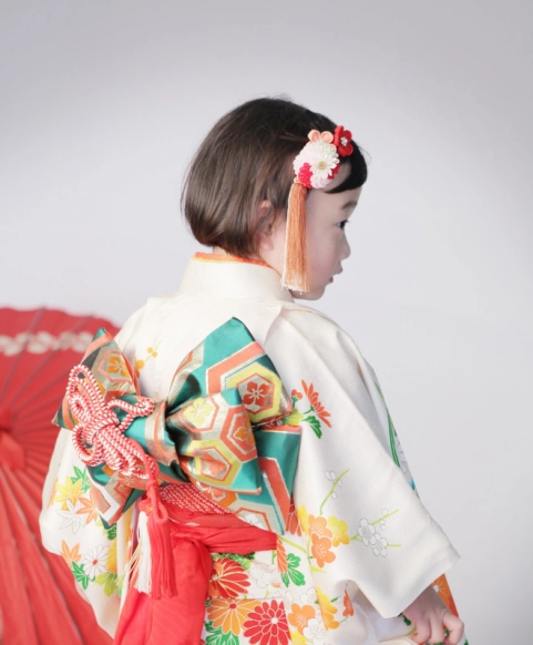 髪の毛の少ない3歳児におすすめの七五三の髪型5選ヘアアレンジをうまくする方法コラムアトリエはるか公式サイト