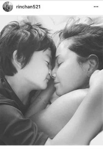 騒然！ 半裸の“タルタルＢＯＤＹ”を息子に撮影させるモデル・梨花 ４７ が話題 なんとその写真が雑誌の表紙に ！？Infoseekニュース