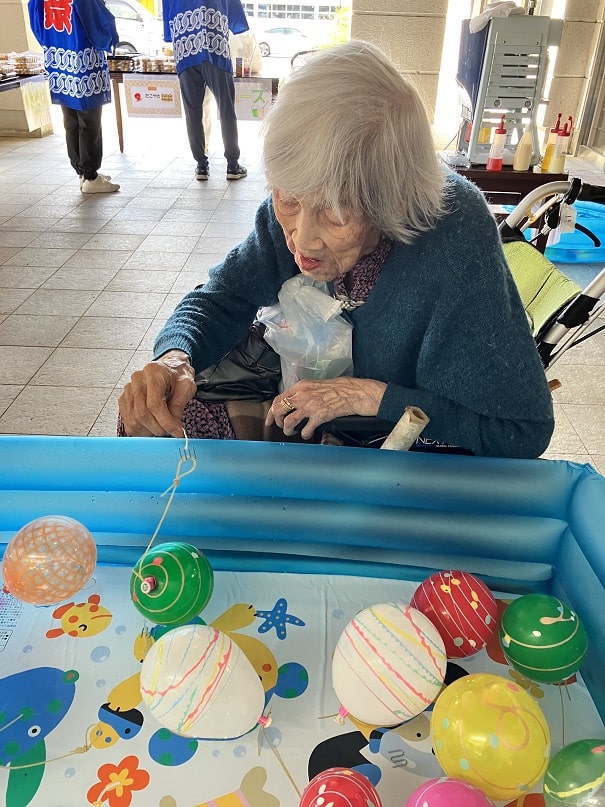 敬老会～お写真多め´艸｀ ～ - 株式会社東日本福祉経営サービス新潟、東京、埼玉、千葉県内で有料老人ホーム・デイサービス・グループホーム 等を運営