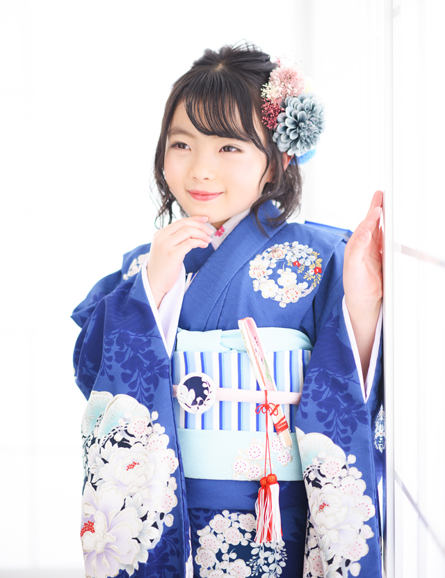 ⠀ ︎七五三ヘアセット アップも可愛いですが ハーフアップも、女の子らしくて 可愛いですよ♡︎ ⠀ 𝕙𝕠𝕞𝕖𝕡𝕒𝕘𝕖𓃱詳しい情報、ご予約は @photo_efy_official プロフィールのURLから ホームページをご覧ください☻︎ フォトエフィーphotoefy七五三写真