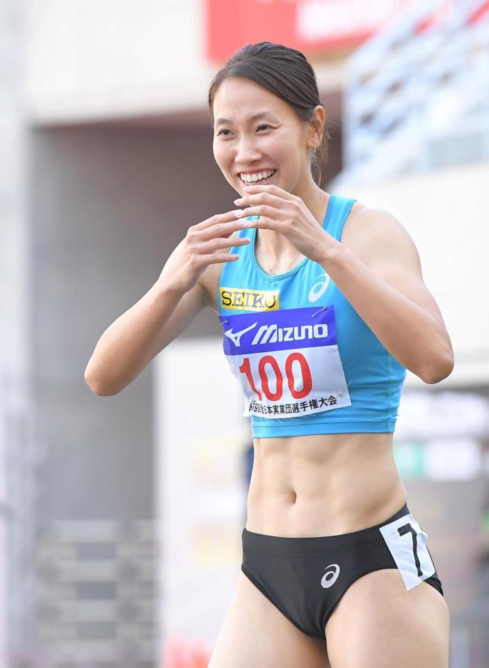 福島千里さん引退セレモニ