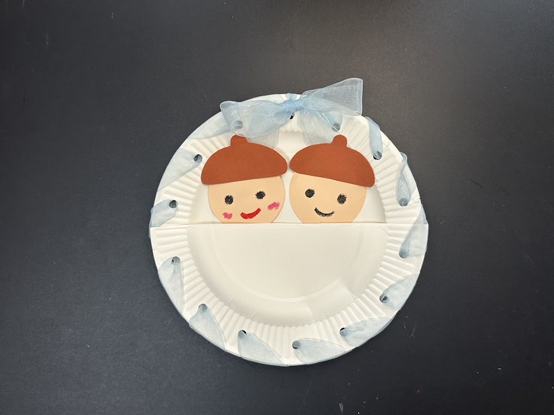 母の日製作🌹 年齢ごとに考えました！5月製作 製作活動 保育園製作 幼稚園製作 製作遊び 幼児製作 乳児製作 母の日 母の日製作 母の日 プレゼント 母の日制作 0歳児製作 1歳児製作 2歳児製作 3歳児製作 4歳児製作 5歳児製作 シール貼り 紐通し 絵の具 折り紙 花紙 毛糸