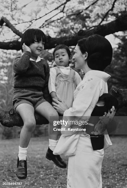 黒田清子さん 買い物は格安スーパー、住宅ローン15年で完済 夫・慶樹さんは定年後も“再就職”の堅実ぶり女性自身