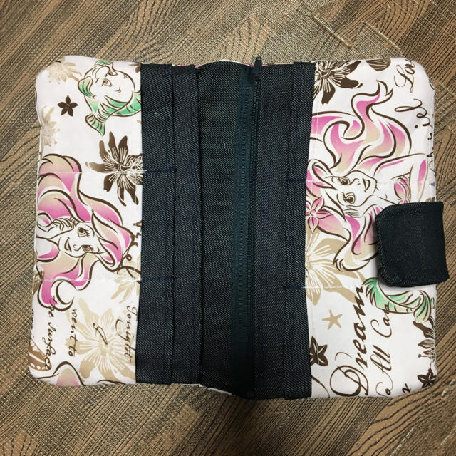 るな様専用！新品同様＊アリエル＊母子手帳ケース - メルカリ