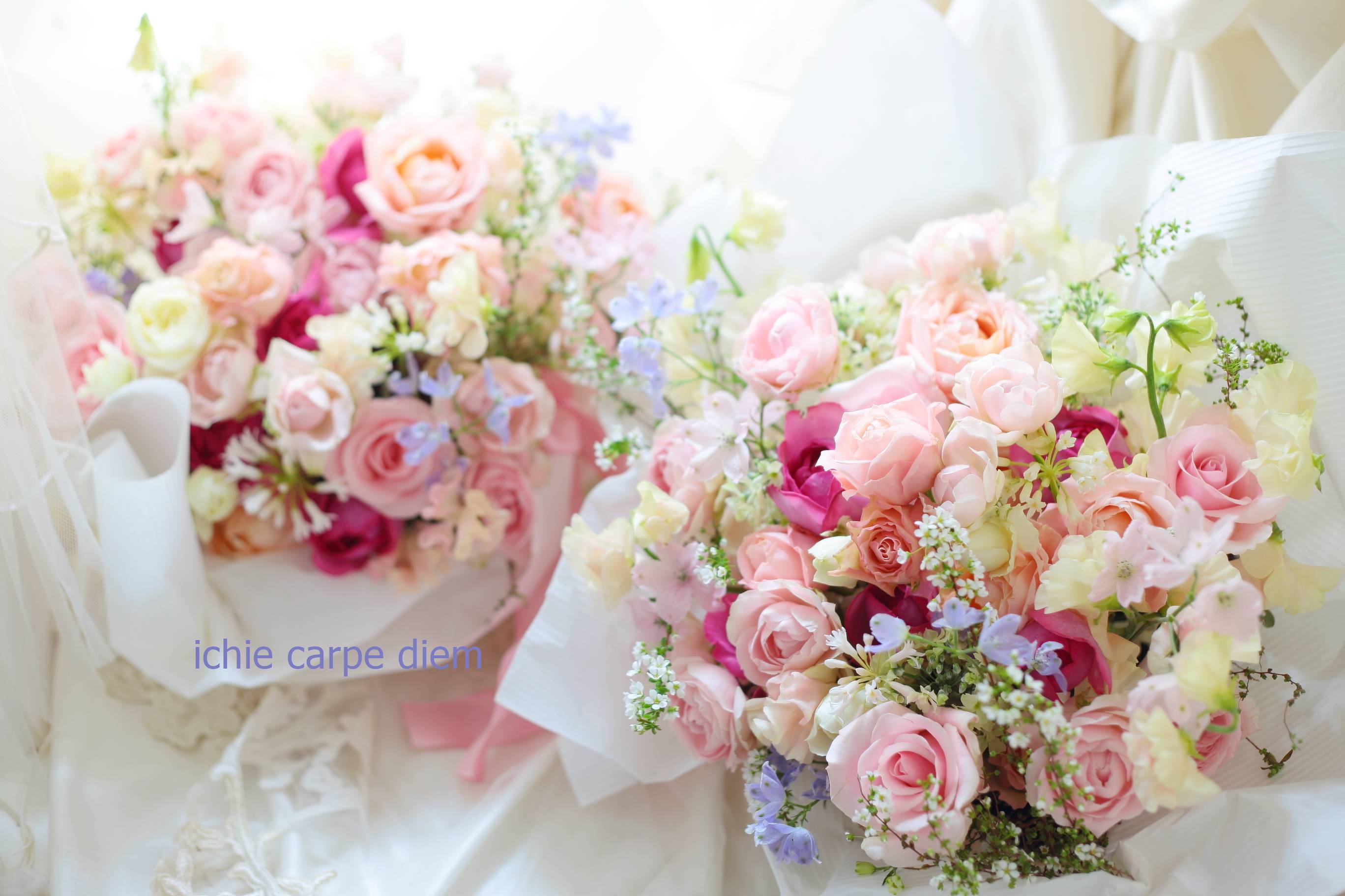 お好きなお色で♪結婚式の贈呈花 花束 両親プレゼント アーティフィシャルフラワー 造花 贈呈品 舞台 ギフト 記念品 ブーケ iri flores通販 3129753Creema クリーマ