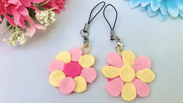 100均DIY フェルトのおもちゃで楽しくボタンかけ練習！子どもの未来を考える子育てサイト「未来へいこーよ」