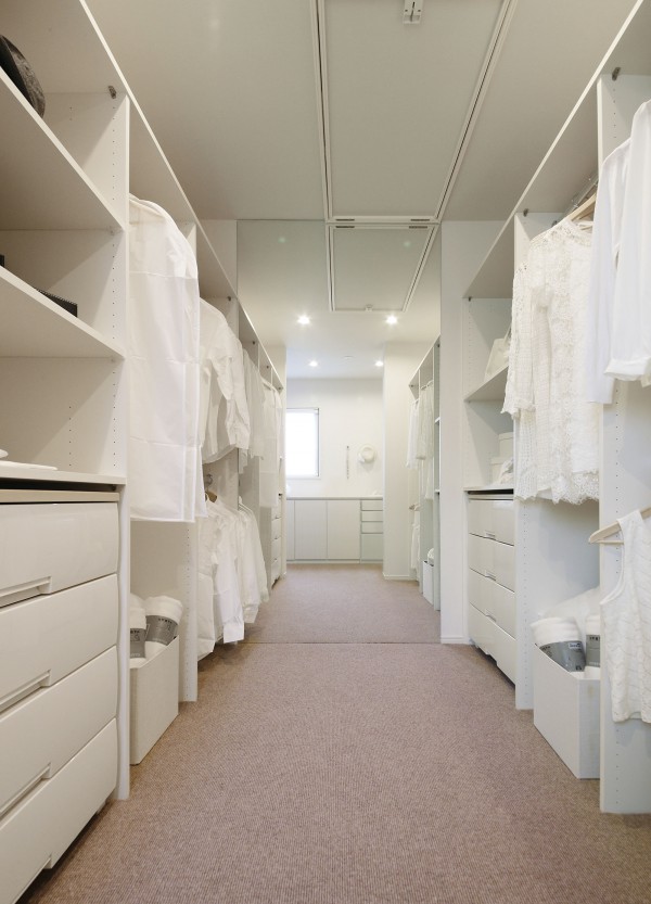 ウォークインクローゼットとは？間取りや畳数ごとの違いを解説 - くらしえる便り