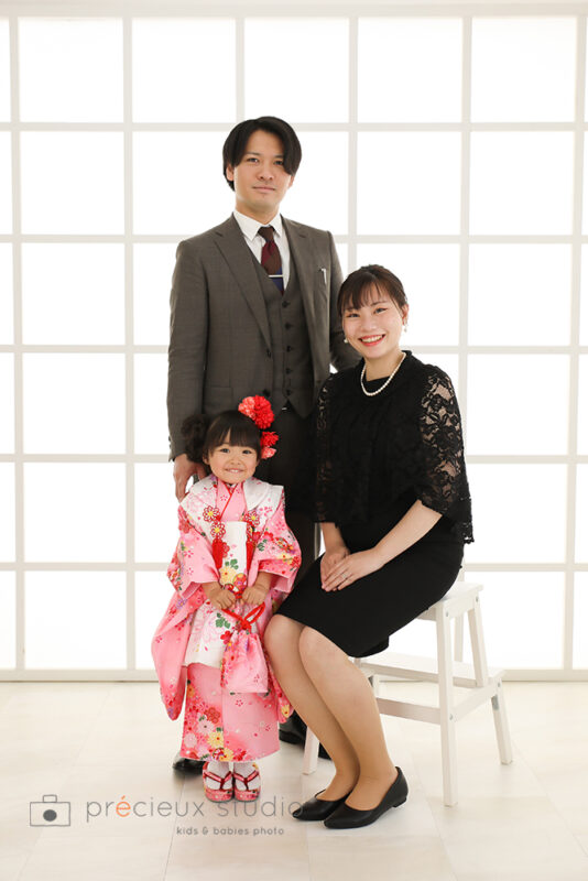 七五三撮影は 特別な記念日！！ ご家族お揃いのお着物はいかがですか？？フォトスタジオ ハピスタ 家族写真・子供写真・七五三