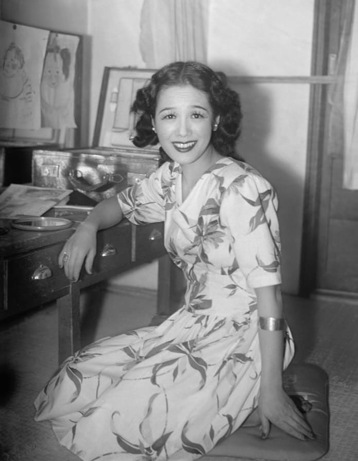 万博で『東京ブギウギ』熱唱! 舞台で“昭和の歌姫”笠置シヅ子演じる神野美伽がアシタ広場に登場FANY Magazine