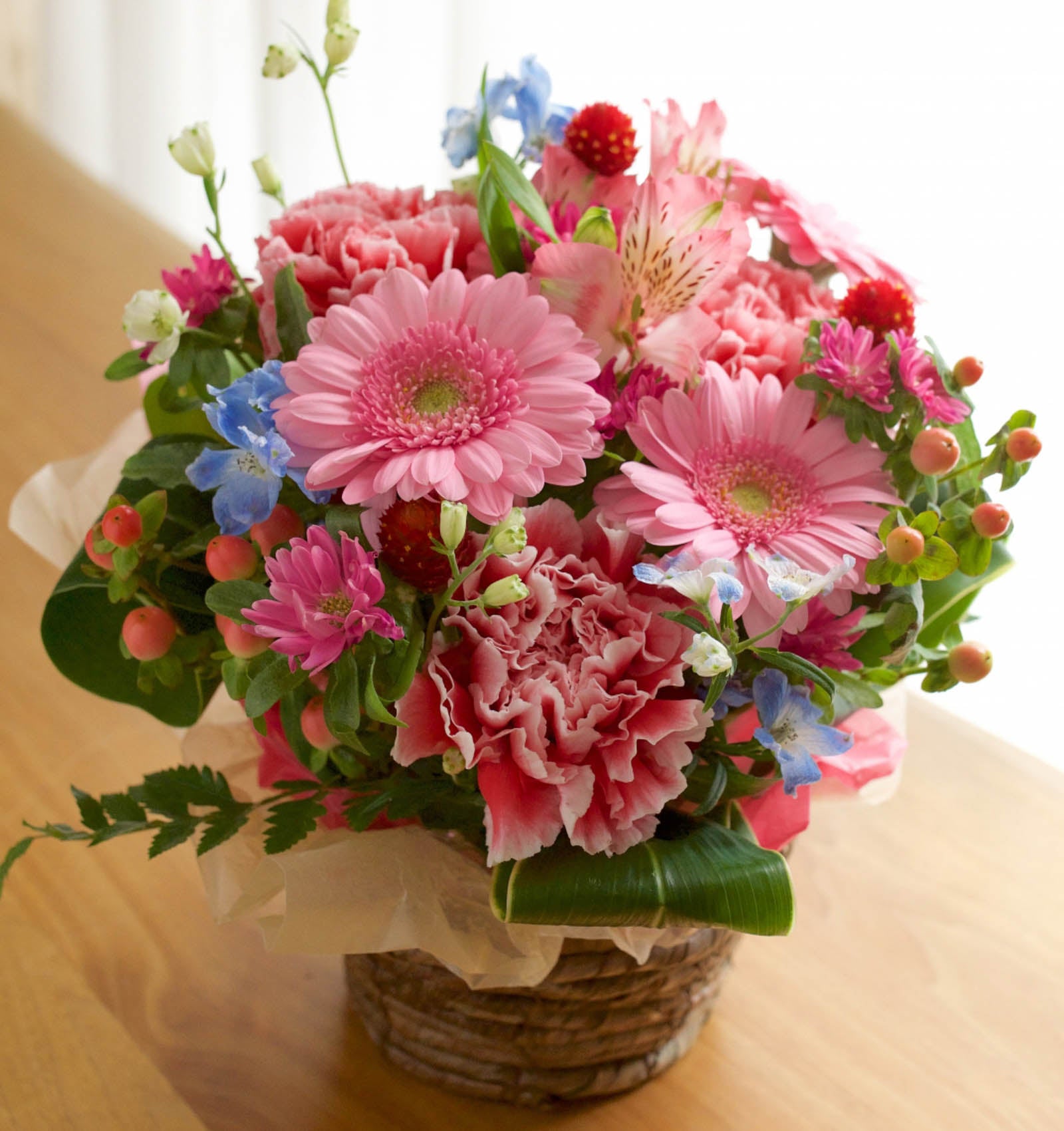 カラフル かわいいソープフラワー アレンジ 花 卓上 石鹸のお花 シャボンフラワー 誕生日 フラワーギフト お祝い お誕生日 送別 プレゼント :バルーンギフト 花 Ouvrepop11 - 通販 - Yahoo!ショッピング