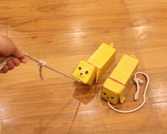 身近なものを使った手作りおもちゃ ～牛乳パックのコマ～熊野町