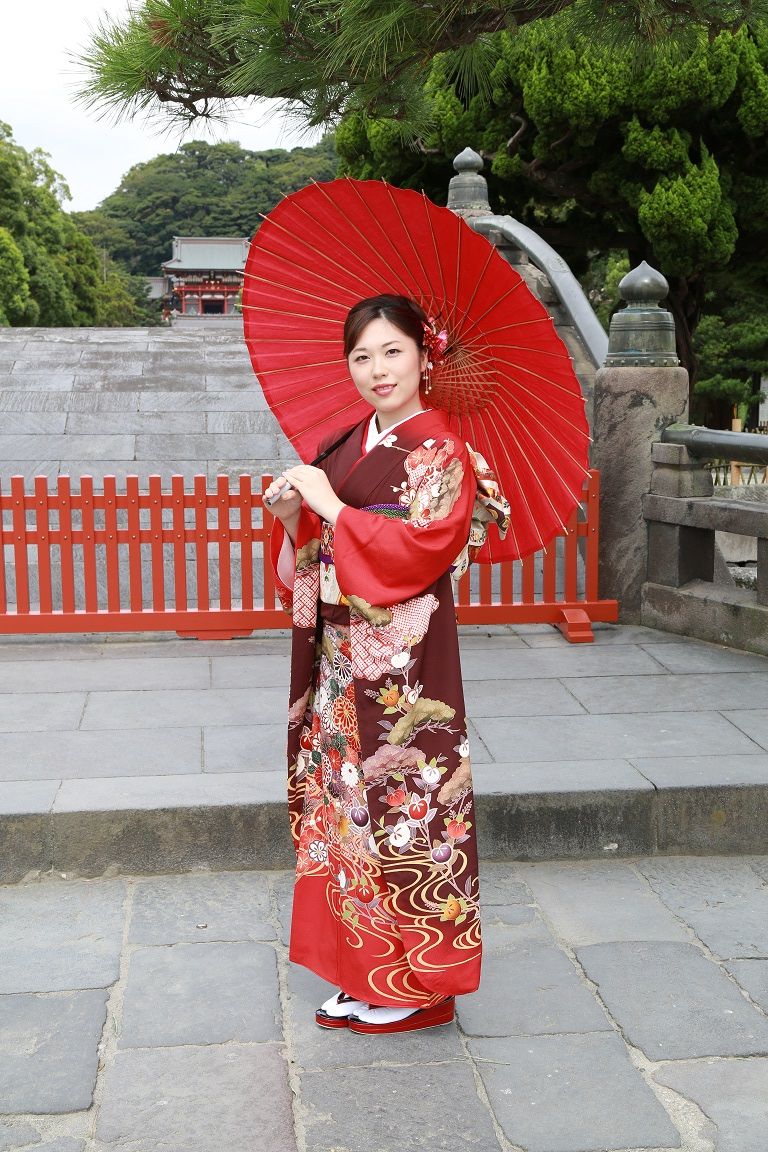 鶴岡八幡宮近くのアンティークフォトスタジオ 鎌倉着物スタジオ